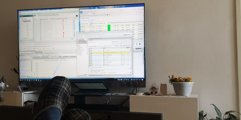 Goran from our technical department (HRV) wears slippers. So the wind farms in Croatia are running very smoothly at the moment.